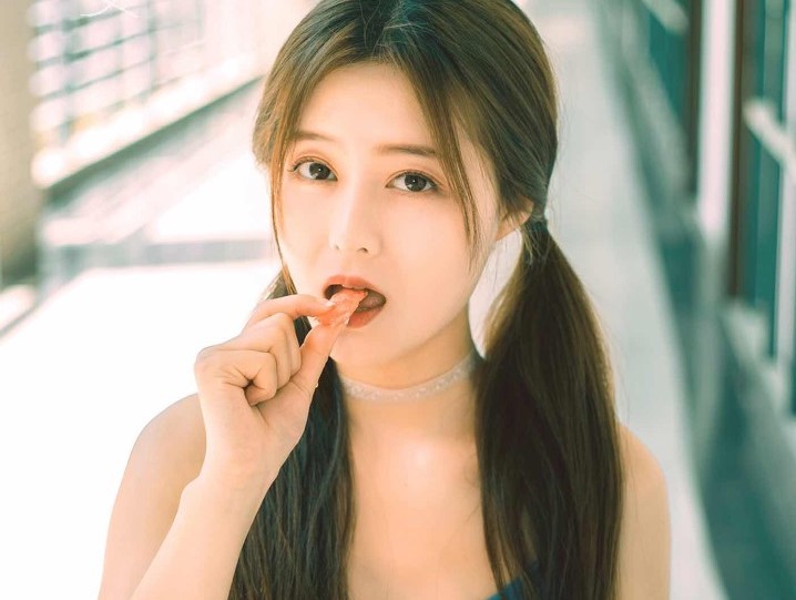 小说：八神庵和草书峡该选哪一个？这不是游戏，我是在谈论选择谁将成为你的弟弟