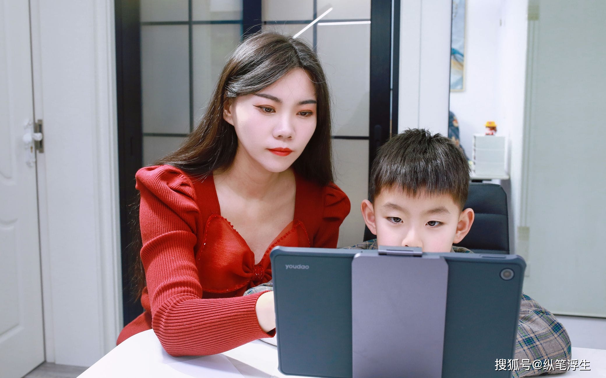 有道AI学习机X10_学习机选购指南_学习机下载